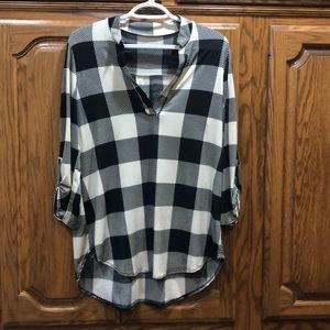 3/4 sleeve Buffalo plaid top